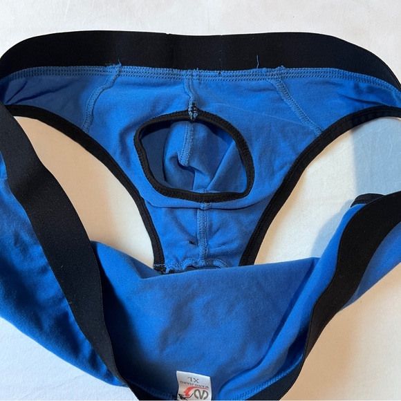 Wang Jiang Men’s Briefs w/ Pouch - Picture 3 of 5